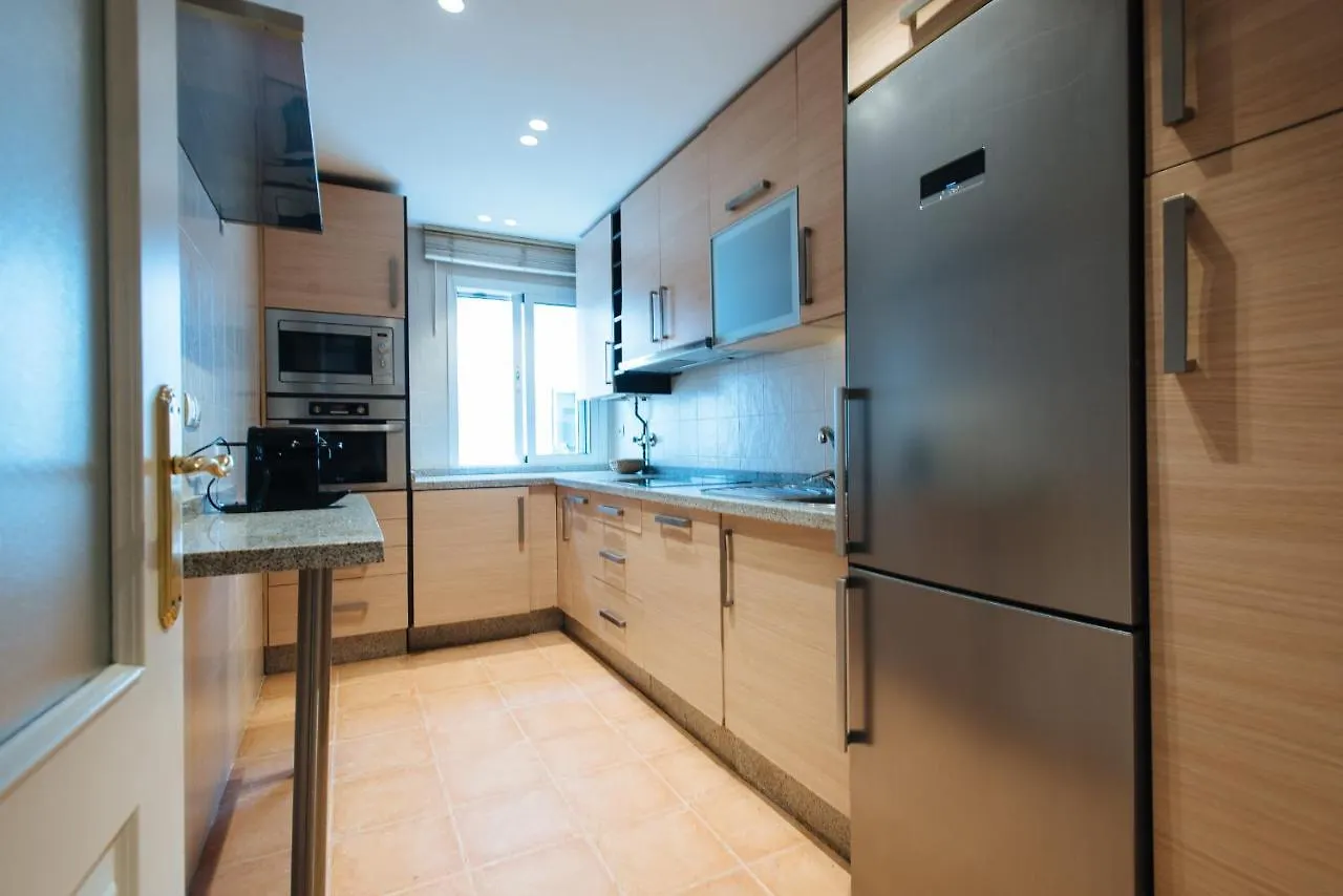 Magno Apartments Paseo De La O - Private Parking Included Sevilla