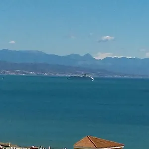 https://apartamento-centro-torremolinos.1costadelsol.com