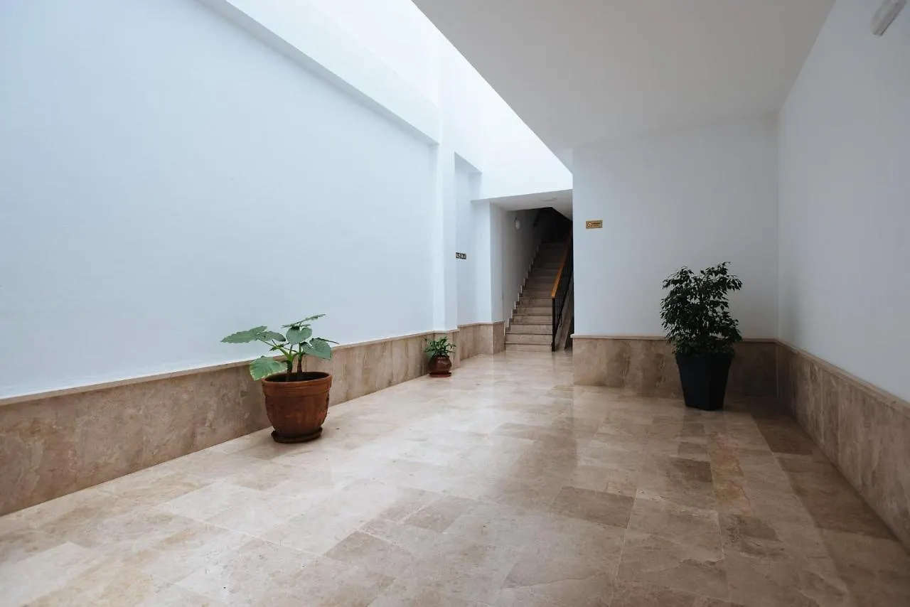 Magno Apartments Paseo De La O - Private Parking Included Seville Spain